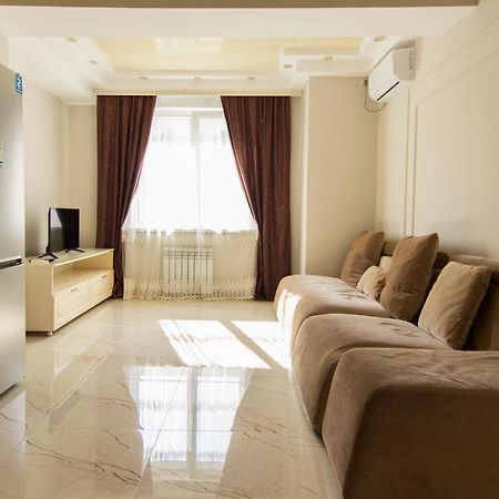 Residential Complex Central 261 Almatı Dış mekan fotoğraf